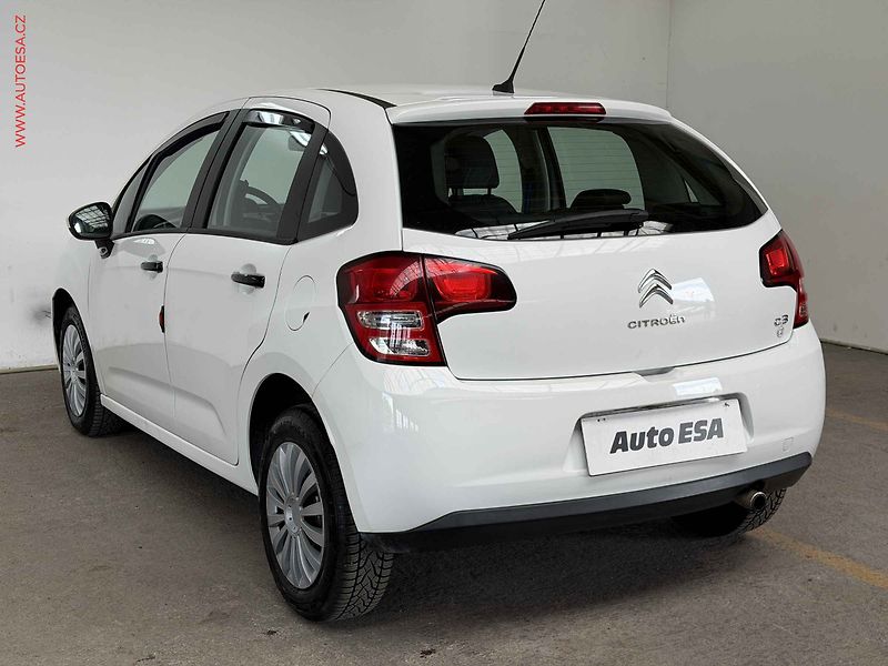 Citroën C3 (2012) 1.2i, ČR, AC - fotka 6 z 15