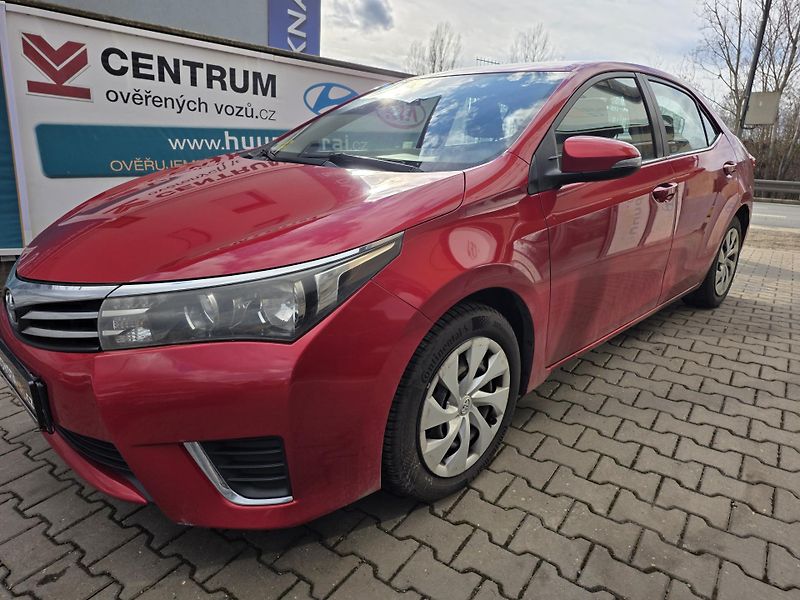 Toyota Corolla 1.6-AUT.KLIMA-KAMERA-PRAV.SERV - fotka 5 z 16
