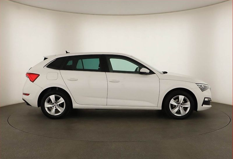 Škoda Scala (2022) Style 1.0 TSI, ČR,1.maj, Navi - fotka 6 z 13