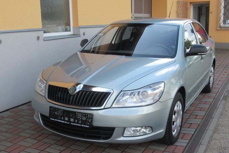 Škoda Octavia 1.2 TSi KLIMA PŮVOD ČR - fotka 8 z 28