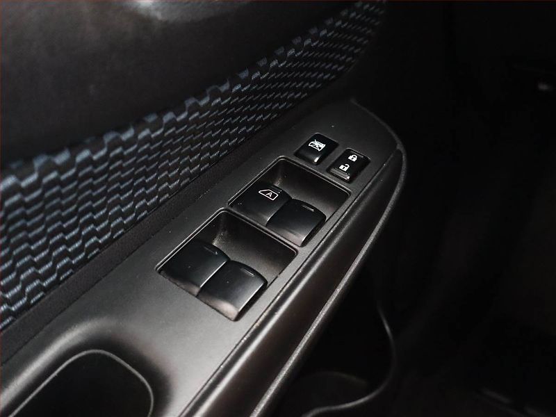 Nissan Note (2015) 1.2, Navi, Tempomat - fotka 16 z 17