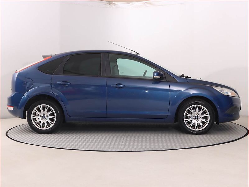 Ford Focus (2008) 1.6 TDCi, nová STK - fotka 6 z 15