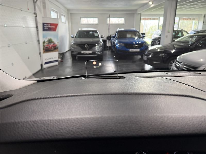 Citroën SpaceTourer 2,0   HDI SHINE PANO WEBASTO - fotka 15 z 40