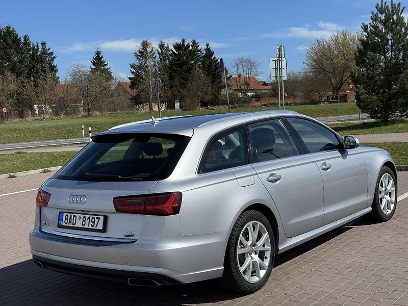 Audi A6 Avant (2015) - fotka 8 z 19