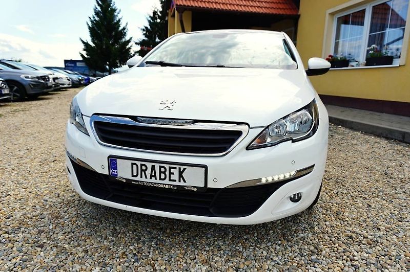 Peugeot 308 (2016) 308 ACTIVE 1,2 PT 81 kW - fotka 10 z 46