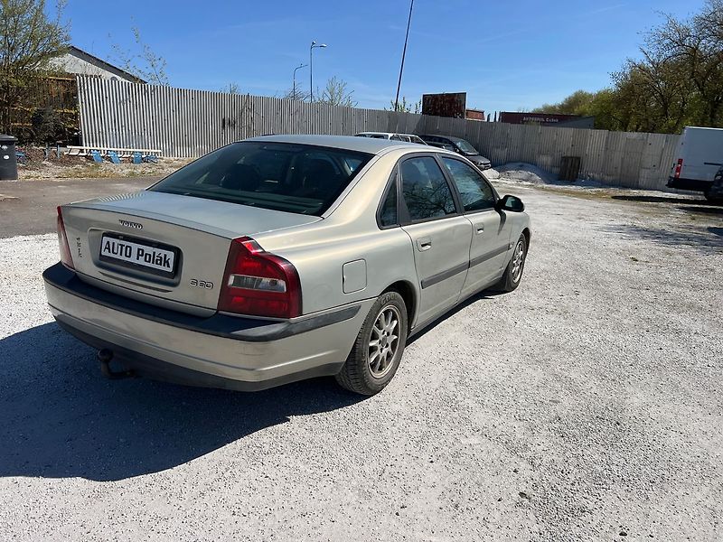 Volvo S80 2.5 TD 5V - fotka 9 z 16