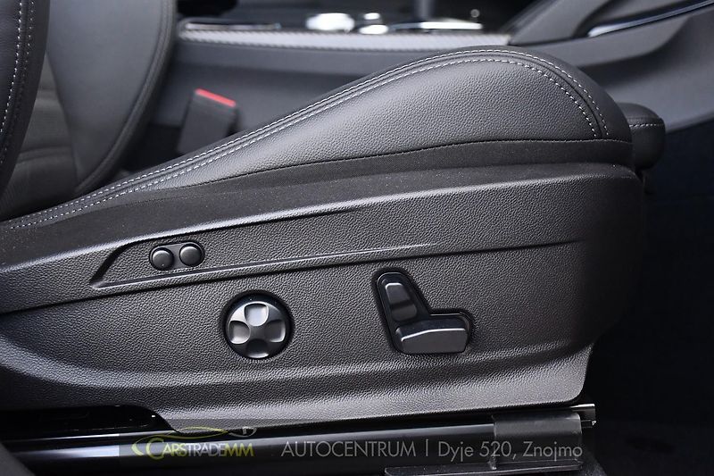 Alfa Romeo Stelvio 2.9V6 Bi-T.382 kW QUADRIFOGLIO - fotka 23 z 56