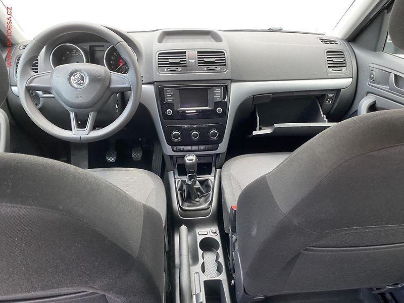 Škoda Yeti (2017) 1.2 TSi, Active, +kola - fotka 8 z 16