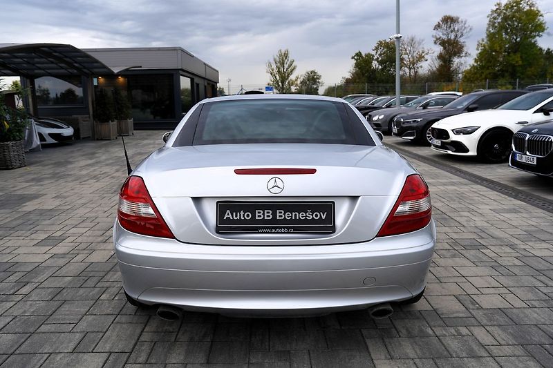 Mercedes-Benz SLK 200/165PS/kůže/manuál - fotka 5 z 37