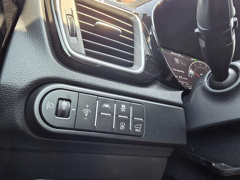 Kia XCeed 1.5-NAVI-KAMERA-V ZÁRUCE - fotka 21 z 24
