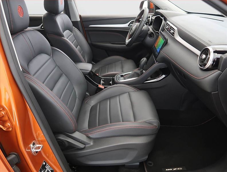 MG ZS (2024) Exclusive 1.0 Turbo - fotka 9 z 26
