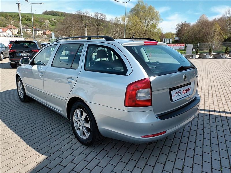 Škoda Octavia 1,2 TSI,77kw,KLIMA,TEMPOMAT, - fotka 7 z 29