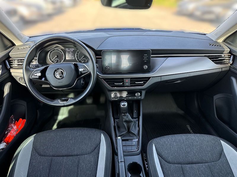 Škoda Kamiq (2023) 1.0 TSI Style - fotka 5 z 30