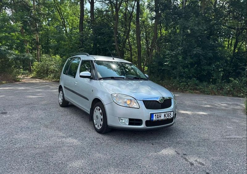 Škoda Roomster (2008) 1.4 / 63kW - fotka 3 z 16