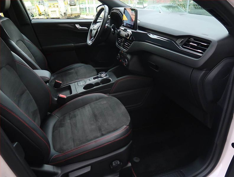 Ford Kuga (2023) ST-Line 2.0 EcoBlue - fotka 9 z 24