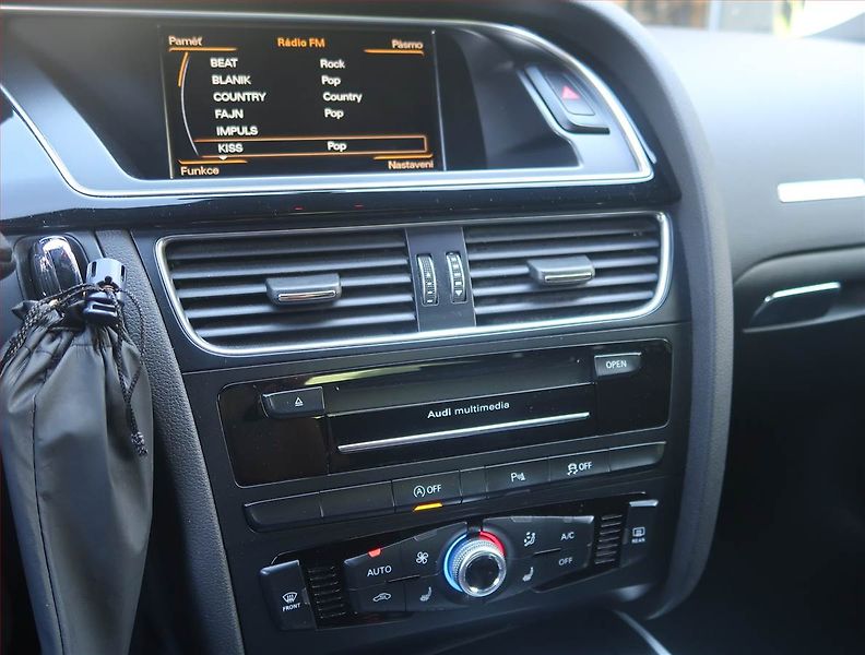 Audi A5 (2016) S-Line 2.0 TDI, 4X4, Automat - fotka 12 z 21