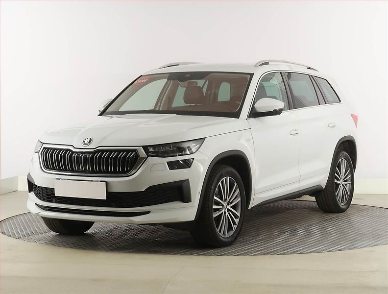 Škoda Kodiaq (2023) Laurin&Klement 2.0 TSI - fotka 2 z 26