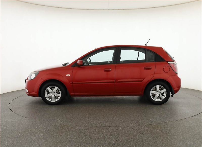 Kia Rio (2011) 1.4 16V, ČR,1.maj, nová STK - fotka 3 z 12