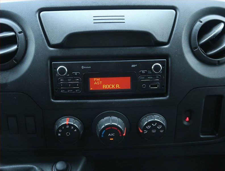 Renault Master (2017) 2.3 dCi 135, Skříň, ČR - fotka 11 z 15