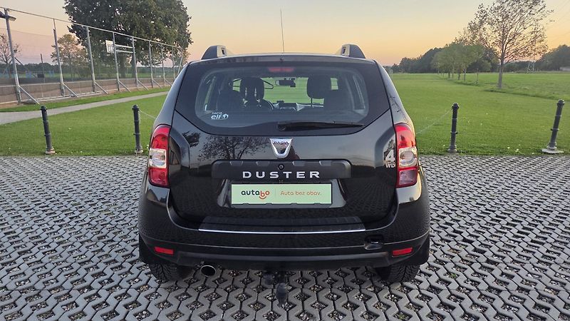 Dacia Duster (2013) 77 kW 1.6 16V 4x4 CZ, tazne - fotka 7 z 29