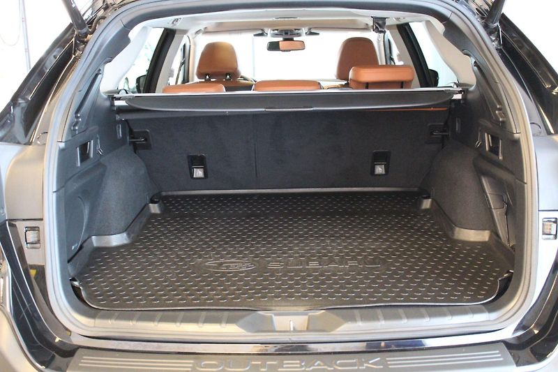 Subaru Outback 2.5i 4WD Touring Hnědá kůže - fotka 18 z 20