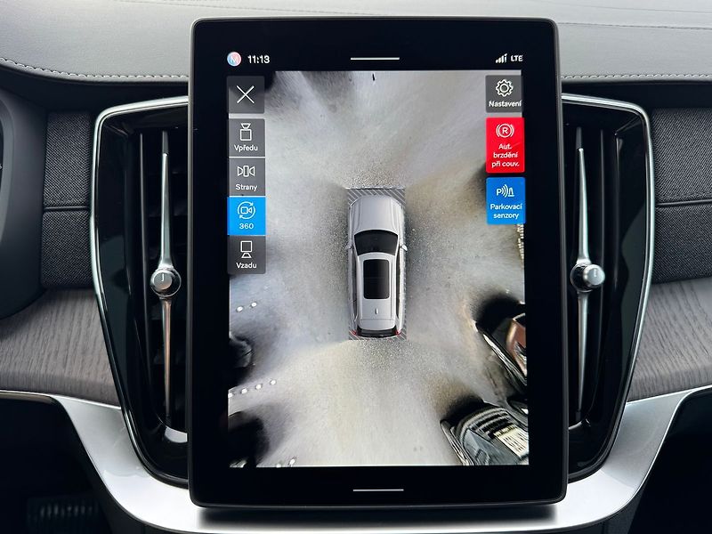 Volvo XC90 PLUS B5, 360°, VZDUCH - fotka 21 z 24