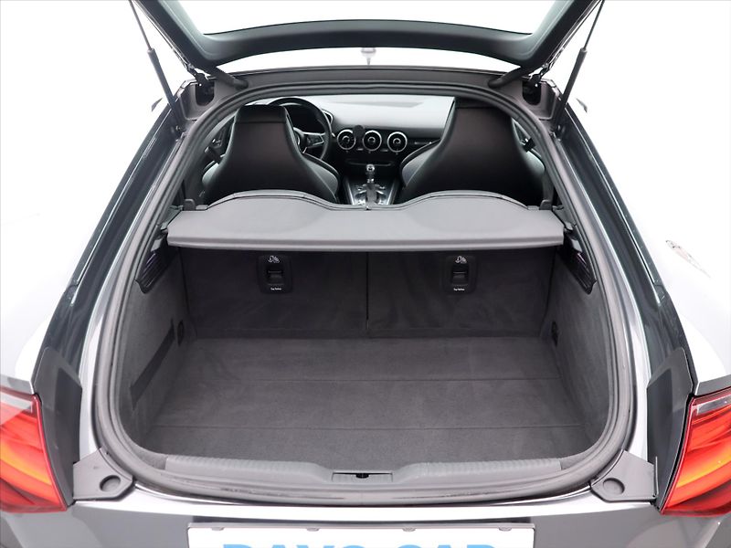 Audi TT 2,0 TFSI 169kW Quattro S-Line - fotka 10 z 38