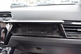 Volkswagen Touran (2018) 1.4TSI 110kw HIGHLINE TAŽ LED - náhled 42