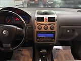 Volkswagen Touran 2,0   TDI DSG 103KW HIGHLINE - náhled 22