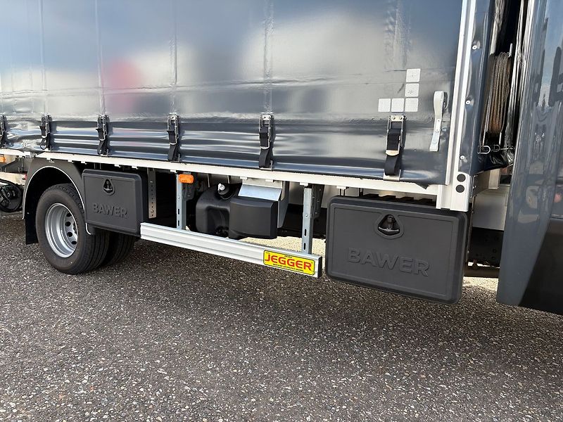Iveco Daily (2026) 3.0AUT, 210HP, 15palet, Čelo - fotka 36 z 38