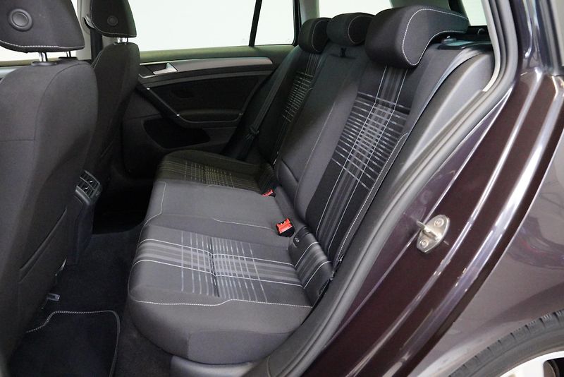 Volkswagen Golf - fotka 26 z 27