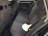 Volkswagen Golf (2010) 1.6 TDI, po STK, Tažné - náhled 10