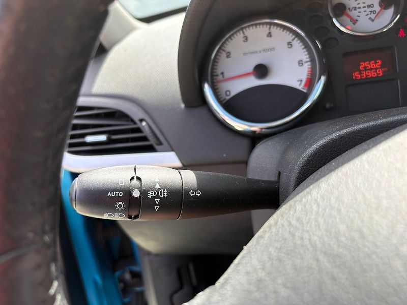 Peugeot 207 1.4VTi, 70kW, Klima, Výhřevy - fotka 12 z 19