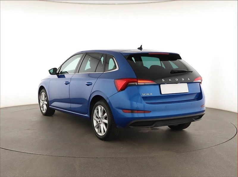 Škoda Scala (2019) 1.5 TSI, ČR - fotka 4 z 21