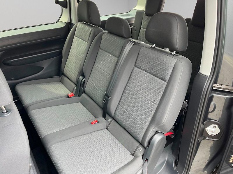 Ford Tourneo Connect (2024) 2,0 90kw, ČR, 1. maj, záruka - fotka 19 z 22