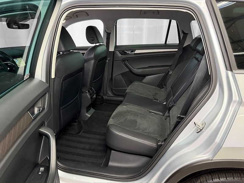 Škoda Kodiaq 2.0 TDI DSG 4X4 STYLE PLUS, AL - fotka 12 z 29