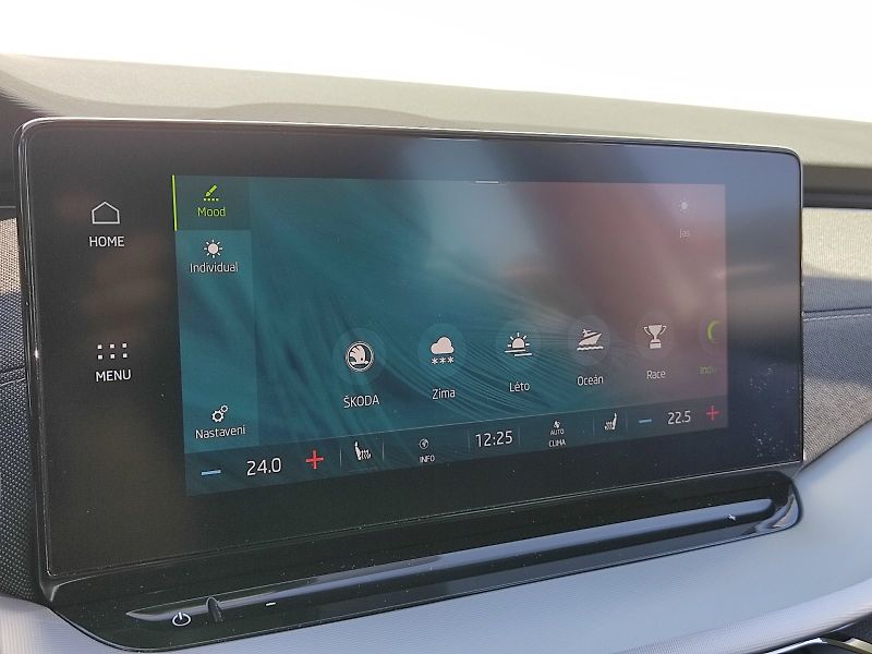 Škoda Octavia (2021) Combi Style 1,5 Tsi 110 Kw - fotka 9 z 34