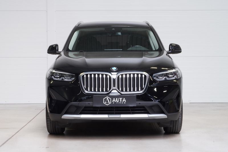 BMW X3 Xdrive20i,ČR,Kamera,Vyhř.volan - fotka 2 z 32