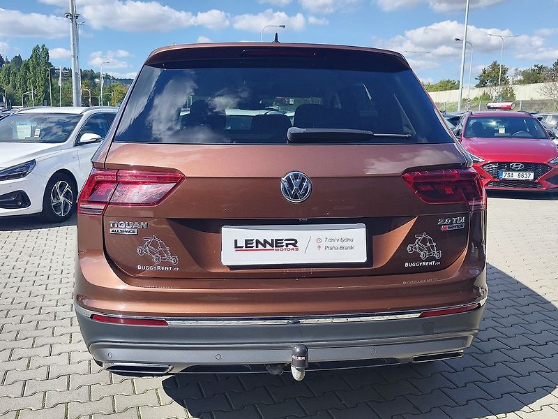 Volkswagen Tiguan Allspace 2.0 TDI/110kW Highline 4x4 - fotka 6 z 38