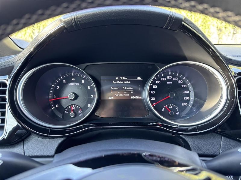 Kia Ceed 1,5 TGDi GT Line 1.ČR TAŽNÉ - fotka 47 z 47
