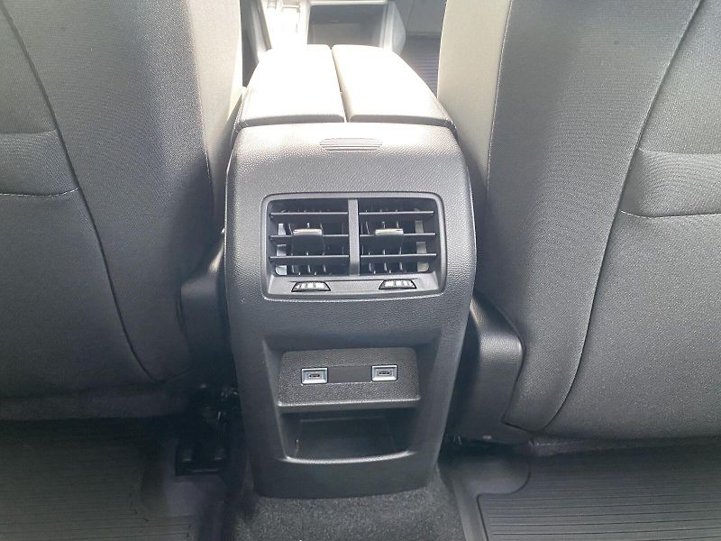 Peugeot 308 (2026) SW ALLURE Hybrid 145 e-DCS6 - fotka 19 z 21