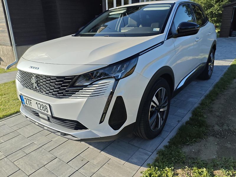 Peugeot 3008 Allure Pack 1.2,8AT, ZÁRUKA  - fotka 2 z 15