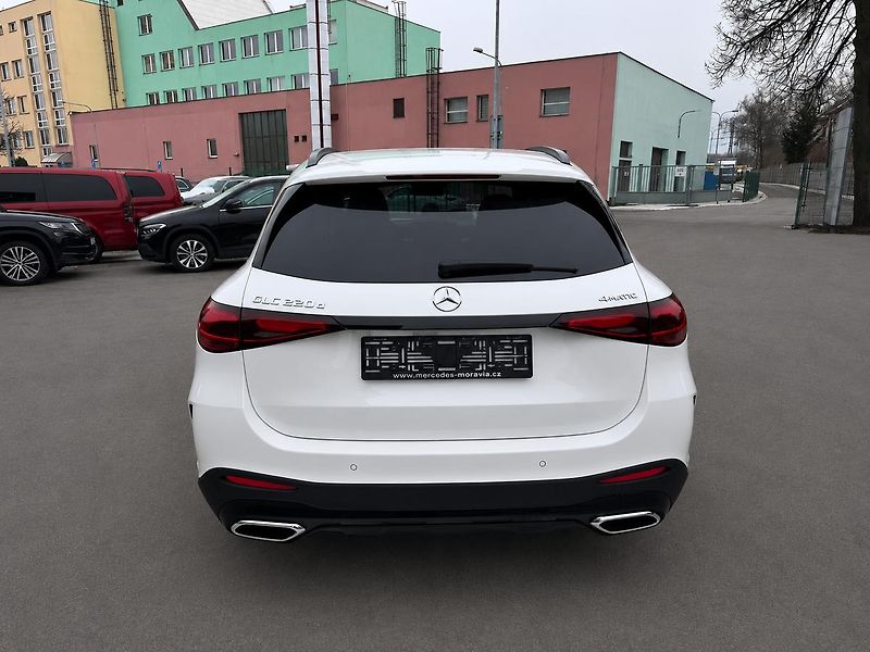 Mercedes-Benz GLC (2025) 220 d 4MATIC - fotka 6 z 23