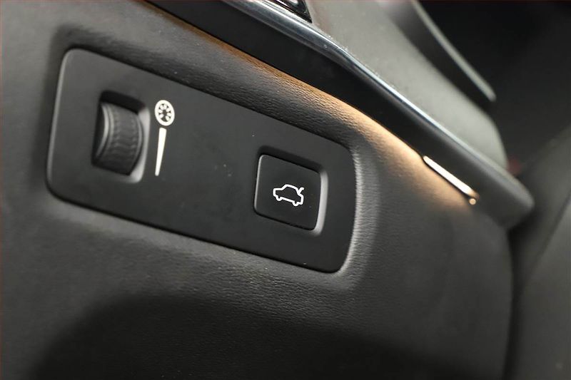 Volvo V90 (2019) Cross Country - fotka 20 z 21