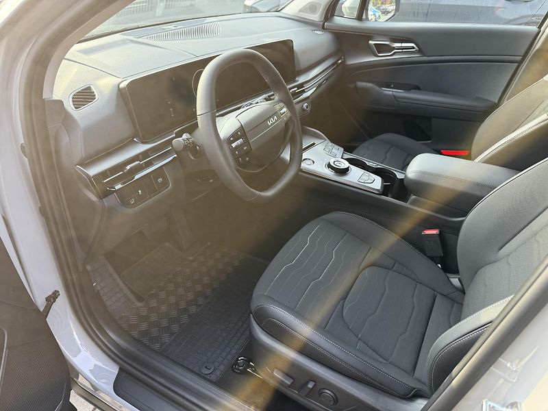 Kia Sportage (2026) TOP 1.6 T-GDI 7DCT 4X2 - fotka 10 z 19