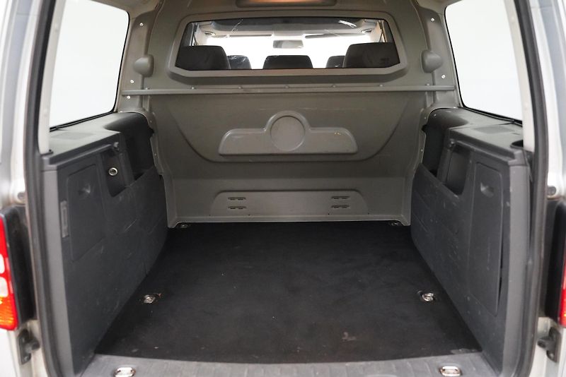 Volkswagen Caddy - fotka 22 z 22