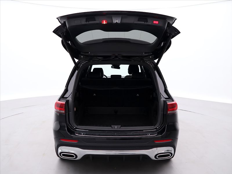 Mercedes-Benz GLB 2.0 200d 110kW AMG Line FULL L - fotka 8 z 35