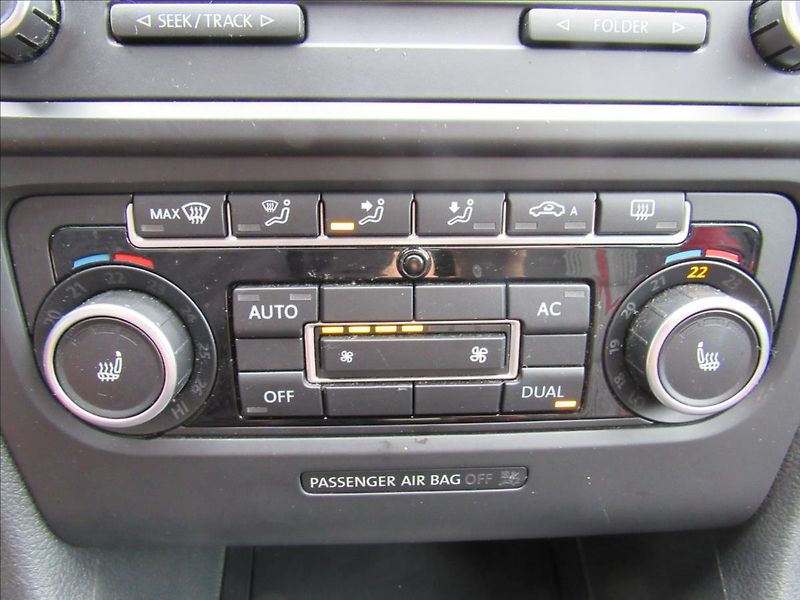 Volkswagen Golf 1,2 TSI 63kW Trendline - fotka 18 z 33