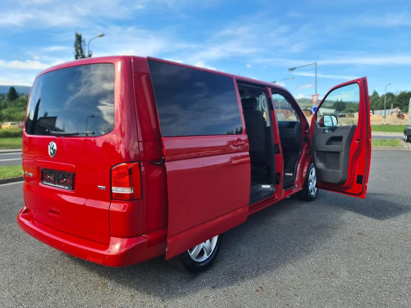 Volkswagen Transporter (2011) MULTIVAN 2.0TDi 103-KW OLOMOUC - fotka 12 z 109