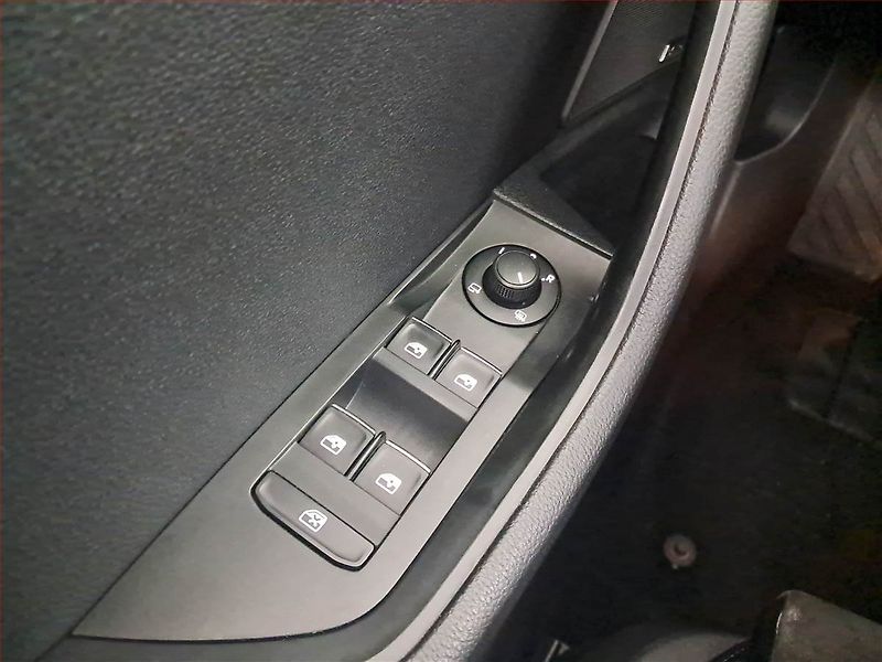Škoda Superb (2016) Style Plus 2.0 TDI, Automat - fotka 19 z 21